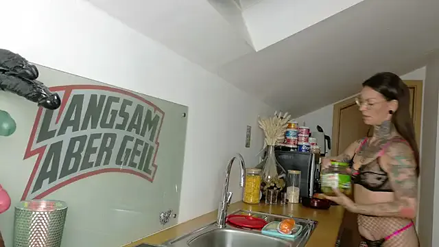 Chloe_Sins – webcam model profile photo Image 17