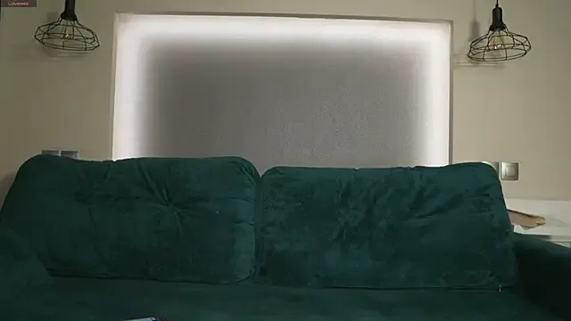 GianaBravo – webcam model profile photo Image 3