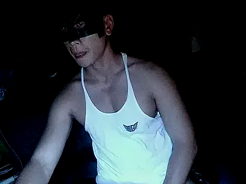 AmyBelmontt – webcam model profile photo Image 3