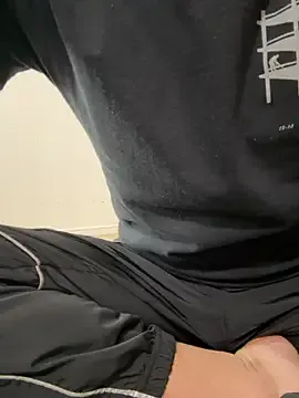 NikkiHollandXXX – webcam model profile photo Image 13