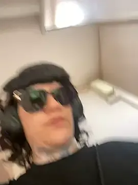 ChloeeGill – webcam model profile photo Image 11