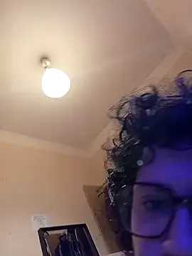 ChloeeGill – webcam model profile photo Image 16