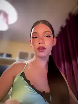 JadeMartinelli – webcam model profile photo Image 13