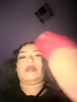 EmyLana – webcam model profile photo Image 9