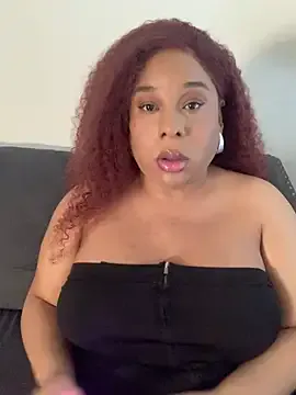 CristinaSantanas – webcam model profile photo Image 4