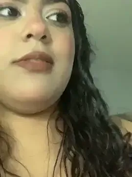 CaroBeach – webcam model profile photo