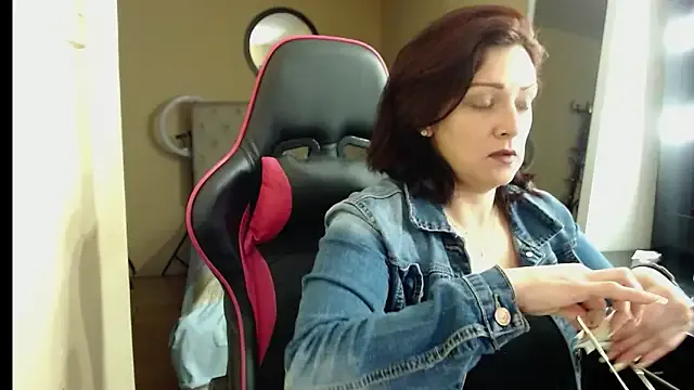 LyraCarvajal – webcam model profile photo Image 7