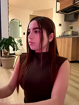 ManuelaKovalenko – webcam model profile photo Image 15