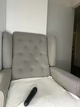 MelinaWest – webcam model profile photo Image 2