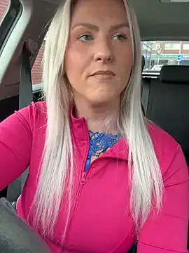 OlyRosee – webcam model profile photo Image 4