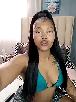 SashCarter – webcam model profile photo Image 14