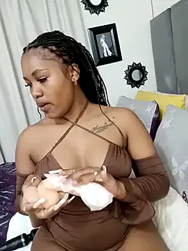 SashCarter – webcam model profile photo Image 16