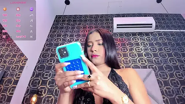 GreciaMorgan – webcam model profile photo Image 9