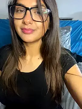 MartinaWolf – webcam model profile photo Image 9