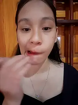 SkyLumen – webcam model profile photo Image 12