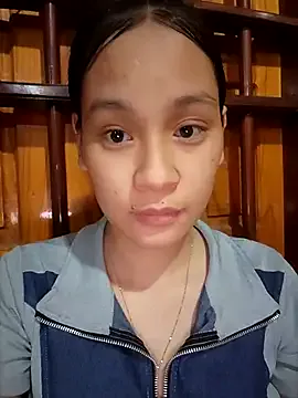 SkyLumen – webcam model profile photo Image 2