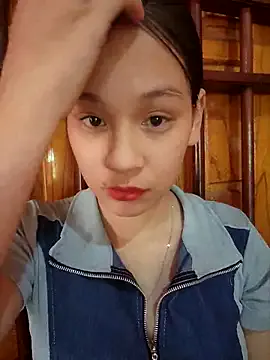 SkyLumen – webcam model profile photo Image 3