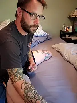 NaughtyNinaX – webcam model profile photo Image 6