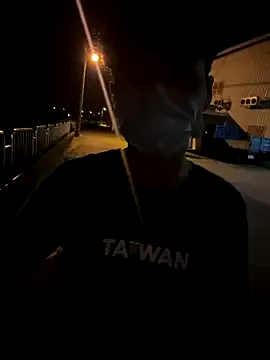 AbrilSilva – webcam model profile photo Image 12