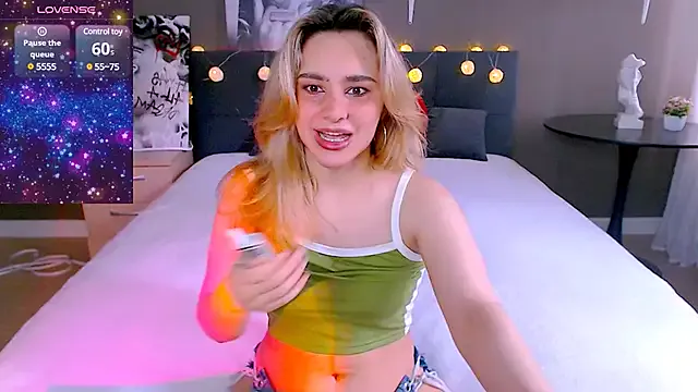 GreciaMorgan – webcam model profile photo Image 5