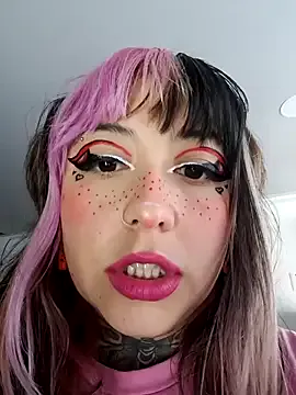 AmyBelmontt – webcam model profile photo Image 14