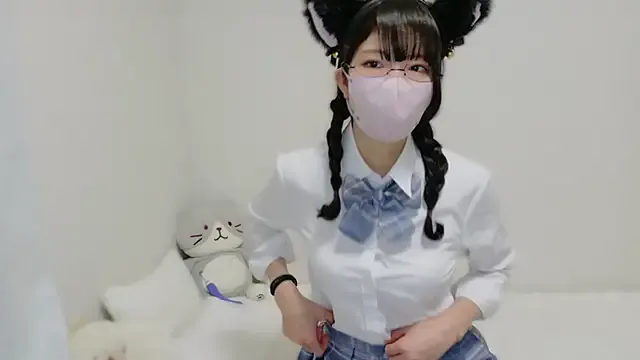 CheerryX – webcam model profile photo Image 4