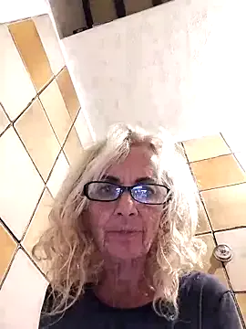 CassieGil – webcam model profile photo Image 19