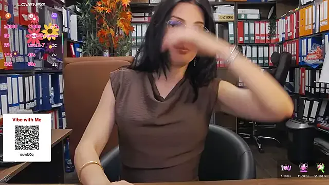 classyladyrellax – webcam model profile photo Image 17