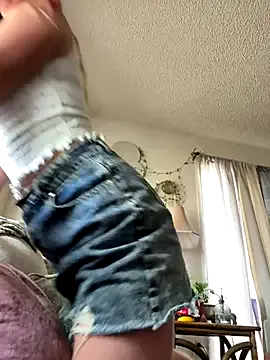 GianaBravo – webcam model profile photo Image 17