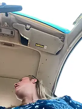 GianaBravo – webcam model profile photo Image 4