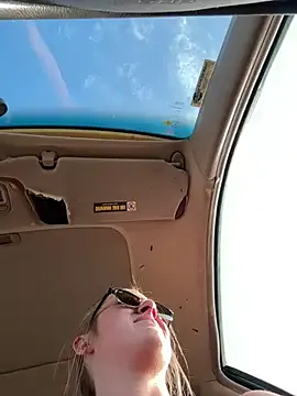 GianaBravo – webcam model profile photo Image 5