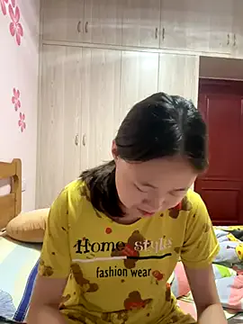 TeenieMarie – webcam model profile photo Image 11