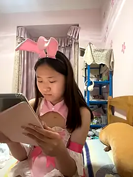 TeenieMarie – webcam model profile photo Image 7