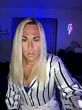 EmilyWeston – webcam model profile photo Image 6