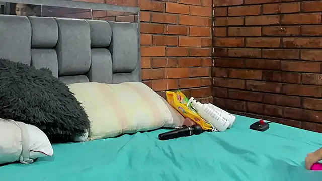 GiaMazzon – webcam model profile photo Image 2