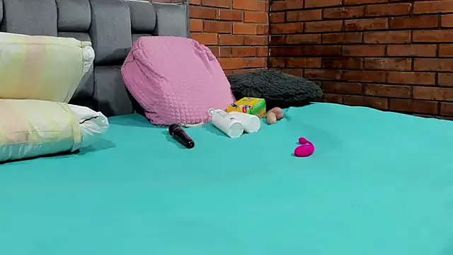 GiaMazzon – webcam model profile photo Image 3