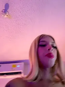 LaylaCam31 – webcam model profile photo Image 15