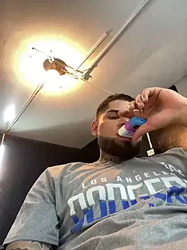 JenCollins – webcam model profile photo Image 6