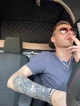 crs_ptk735 – webcam model profile photo