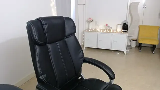 IrinaLevin – webcam model profile photo Image 19