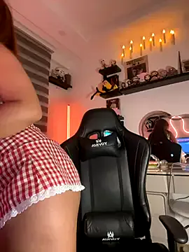 SkyLumen – webcam model profile photo Image 17