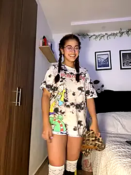 SkyLumen – webcam model profile photo Image 7