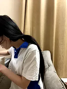 LyraCarvajal – webcam model profile photo Image 13