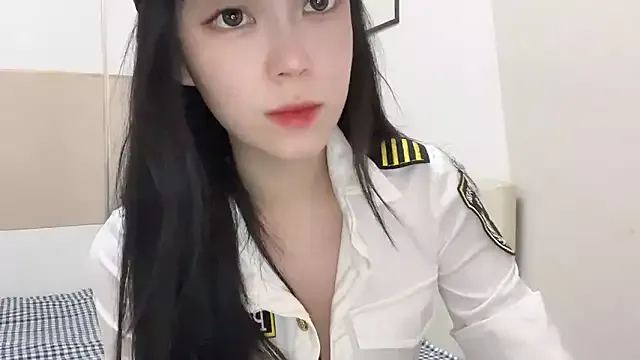 LyraCarvajal – webcam model profile photo Image 6