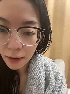 LyraCarvajal – webcam model profile photo Image 9