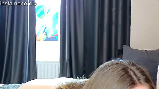 AbrilSilva – webcam model profile photo Image 10