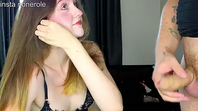 AbrilSilva – webcam model profile photo Image 11