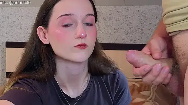 AbrilSilva – webcam model profile photo Image 13