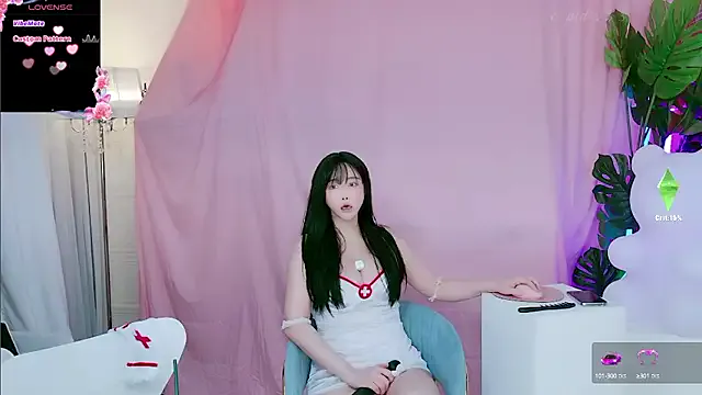 LilieDawson – webcam model profile photo Image 3