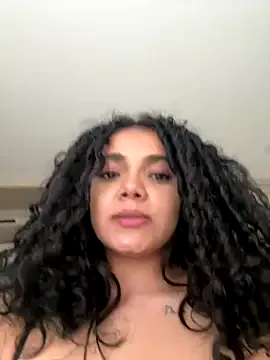 SophieBlaake – webcam model profile photo Image 4